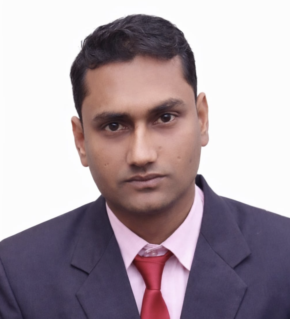 Faculty photo: Er. Arjun Sir,core expertise in Mechanics, Electrostatics, and Calculus.